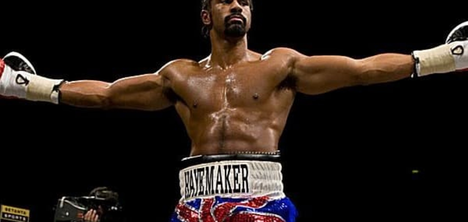 Скандальный чемпион мира загнобил Кличко и Фьюри