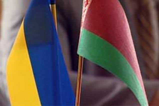 На двух стульях: Беларусь не откажется от ЗСТ с Украиной