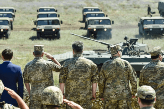 Україна з тріском провалила амбітний план Порошенка в збройовій сфері - ЗМІ