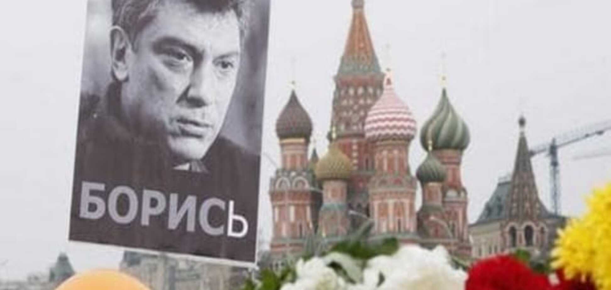 СКР: Чотирьом підозрюваним у вбивстві Нємцова висунули обвинувачення