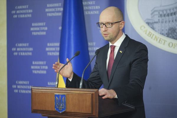 Яценюк назвав поточну суму держборгу України