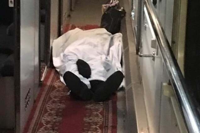 Шокирующая смерть: пассажир умер в пути из-за 'европейского' сервиса 'Укрзалізниці'