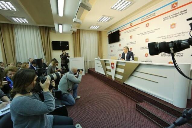 Аксенов сокрушился, что у него в Крыму нет единой команды власти