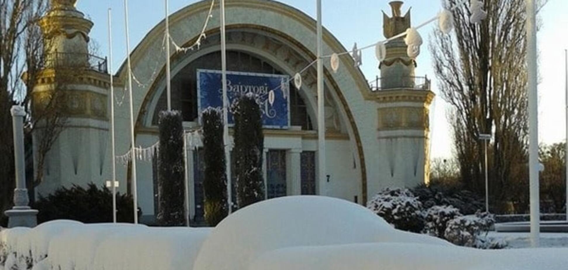 Как в сказке: киевлянам на Новый год подарили сугробы снега