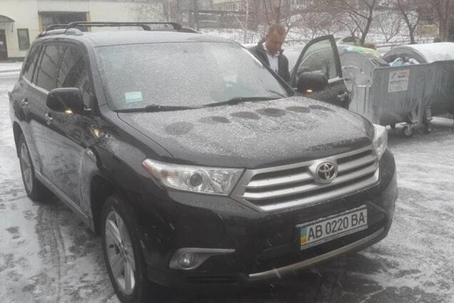 В Киеве 'герой парковки' нагрубил женщине-водителю