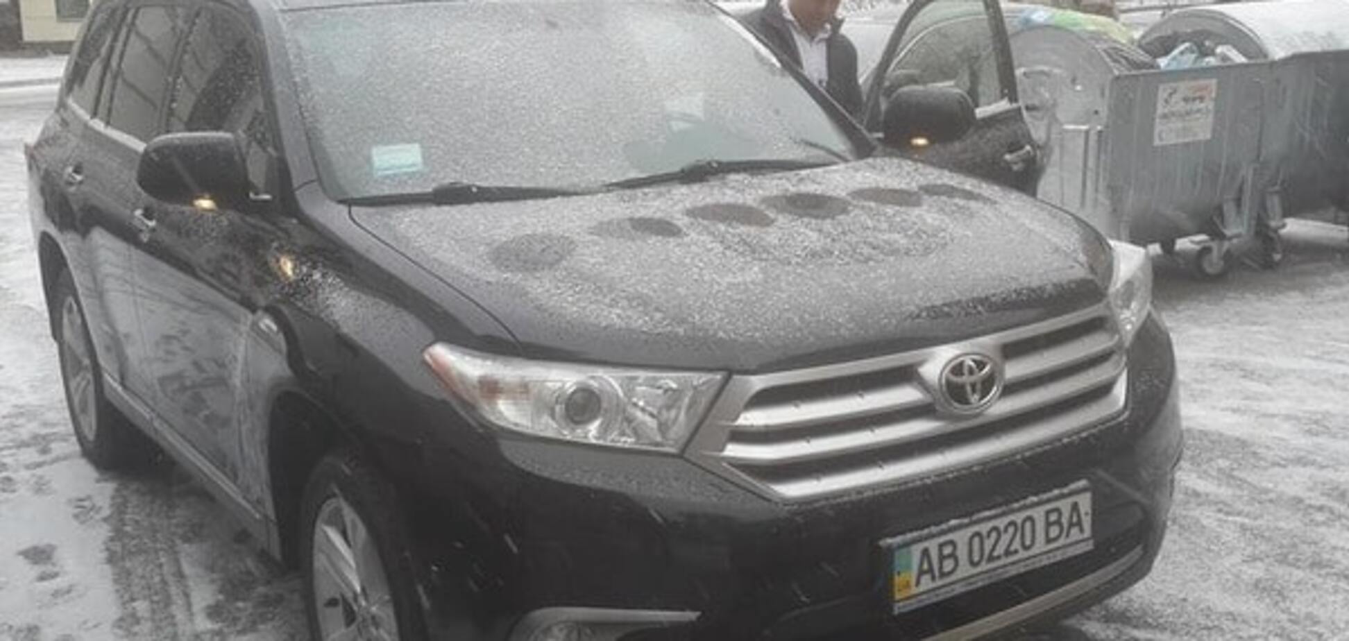 В Киеве 'герой парковки' нагрубил женщине-водителю