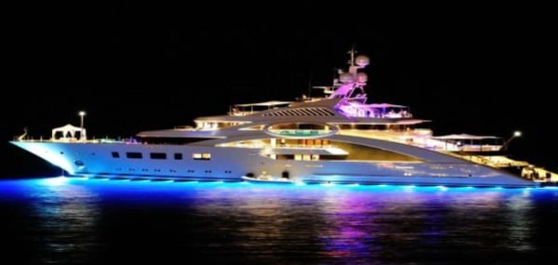 Лещенко показав яхту за $150 млн, через власника якої в Раді оголошували 'перекур'