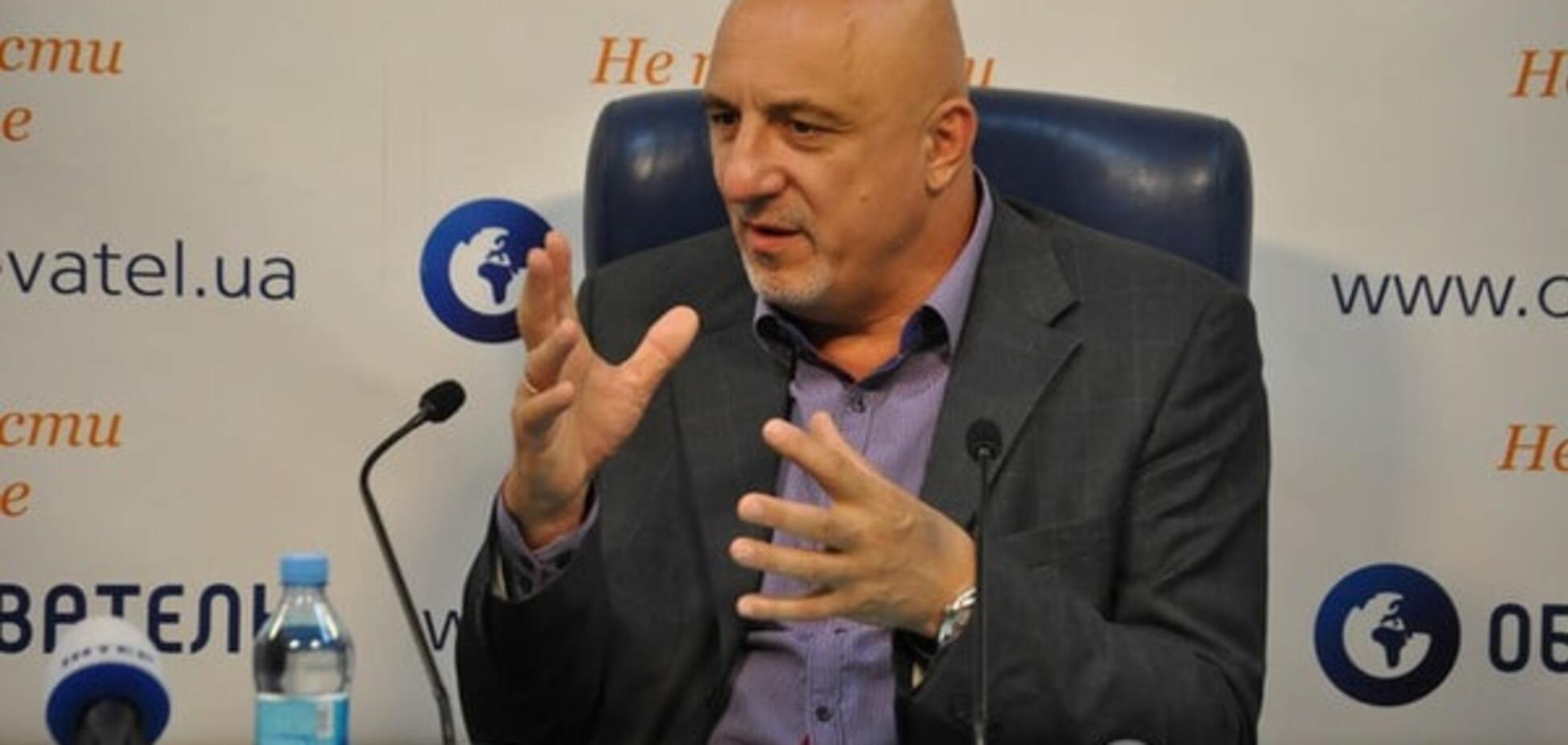 Новый год при свечах: Плачков рассказал, когда будет восстановлено электроснабжение Крыма