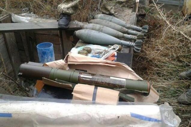 Бойцы АТО обнаружили тайник террористов с 'сюрпризом': опубликованы фото