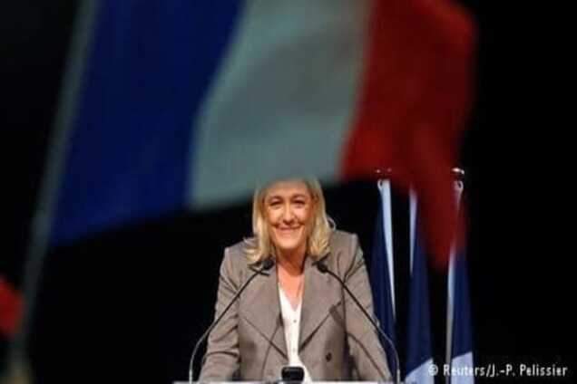 Реванш ультраправых во Франции: Ле Пен усиливает позиции на фоне терактов в Париже