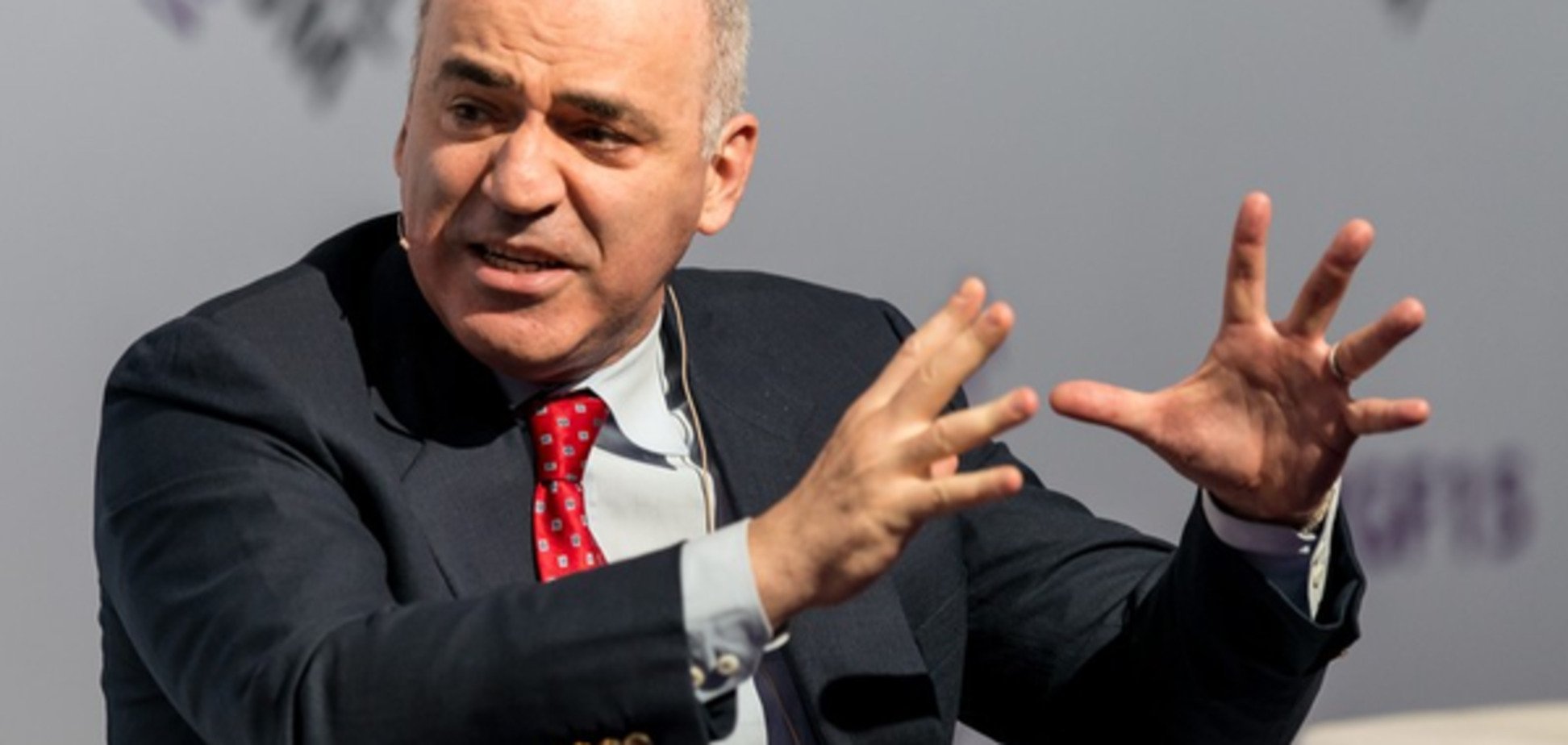 Гарри Каспаров: 'Колоссальные проблемы Европы могут стать неразрешимыми'