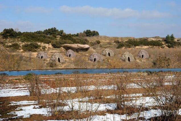 Ученые нашли древнейшее изображение жилища человека: фотофакт