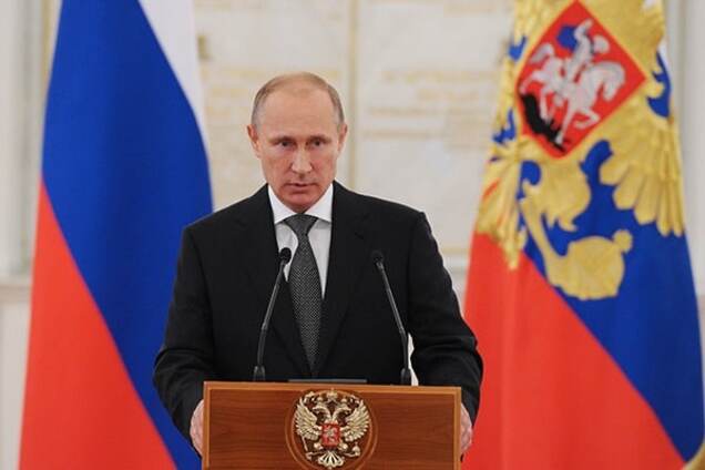 Чому президент Росії мовчить про Україну і Білорусь