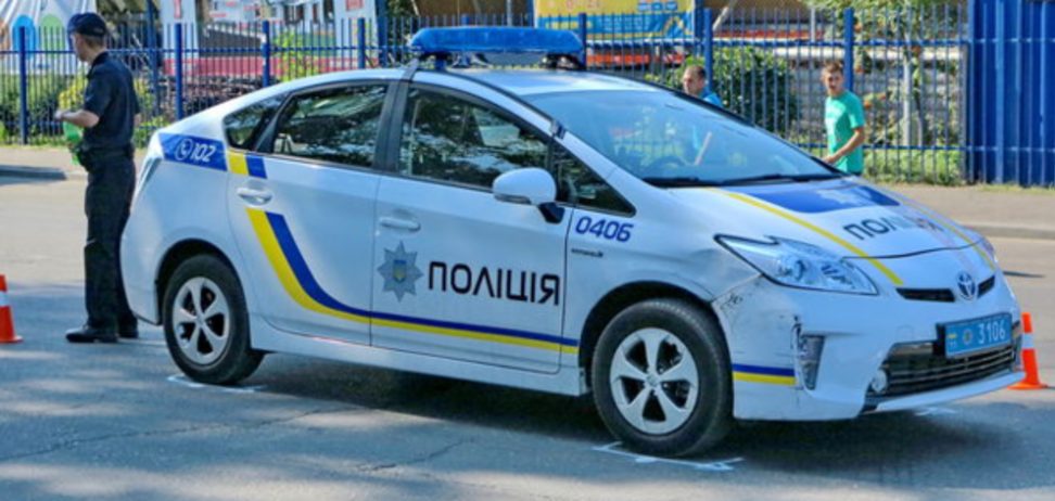 Полицейские машины украины Полицейские машины украины