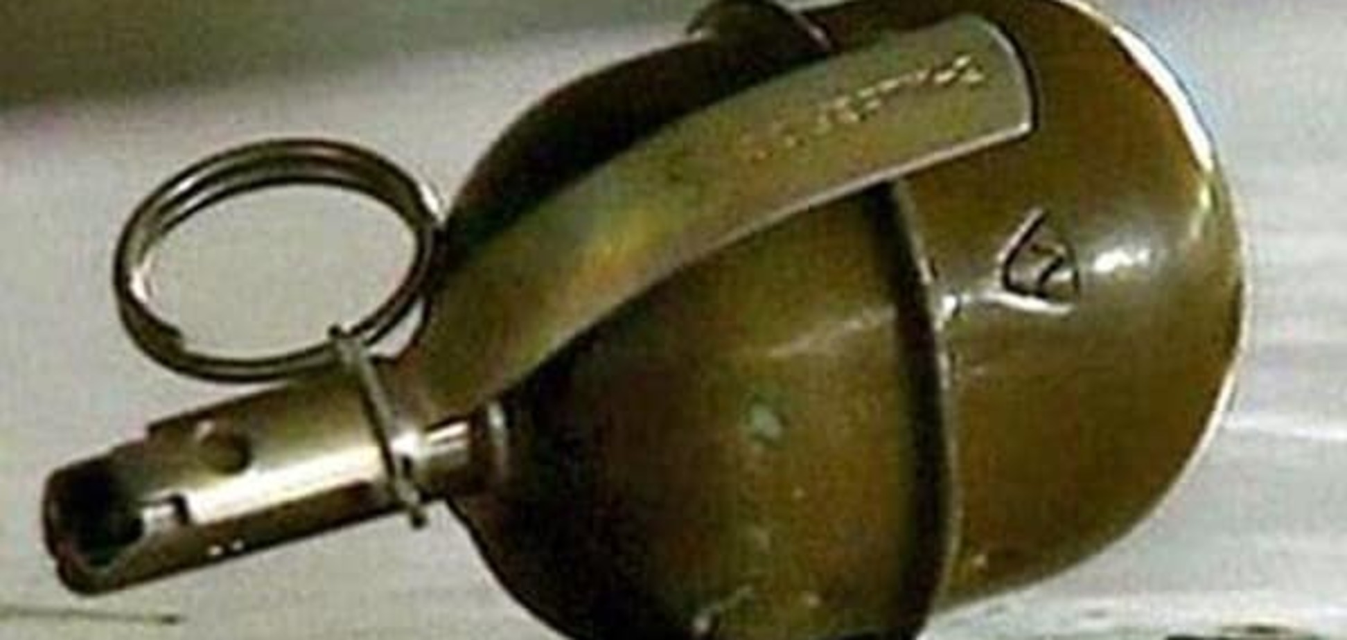У Києві на вулиці знайшли гранату