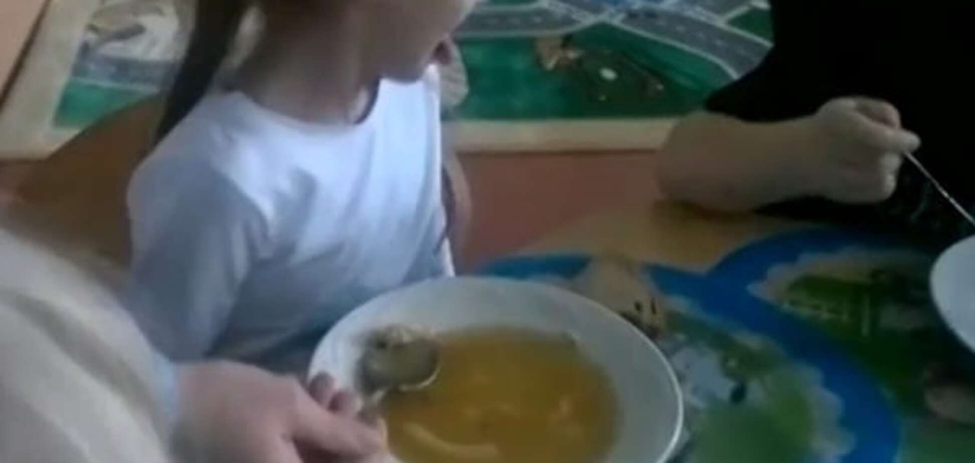 Різке схуднення: як у дитсадку на Київщині недогодовують дітей