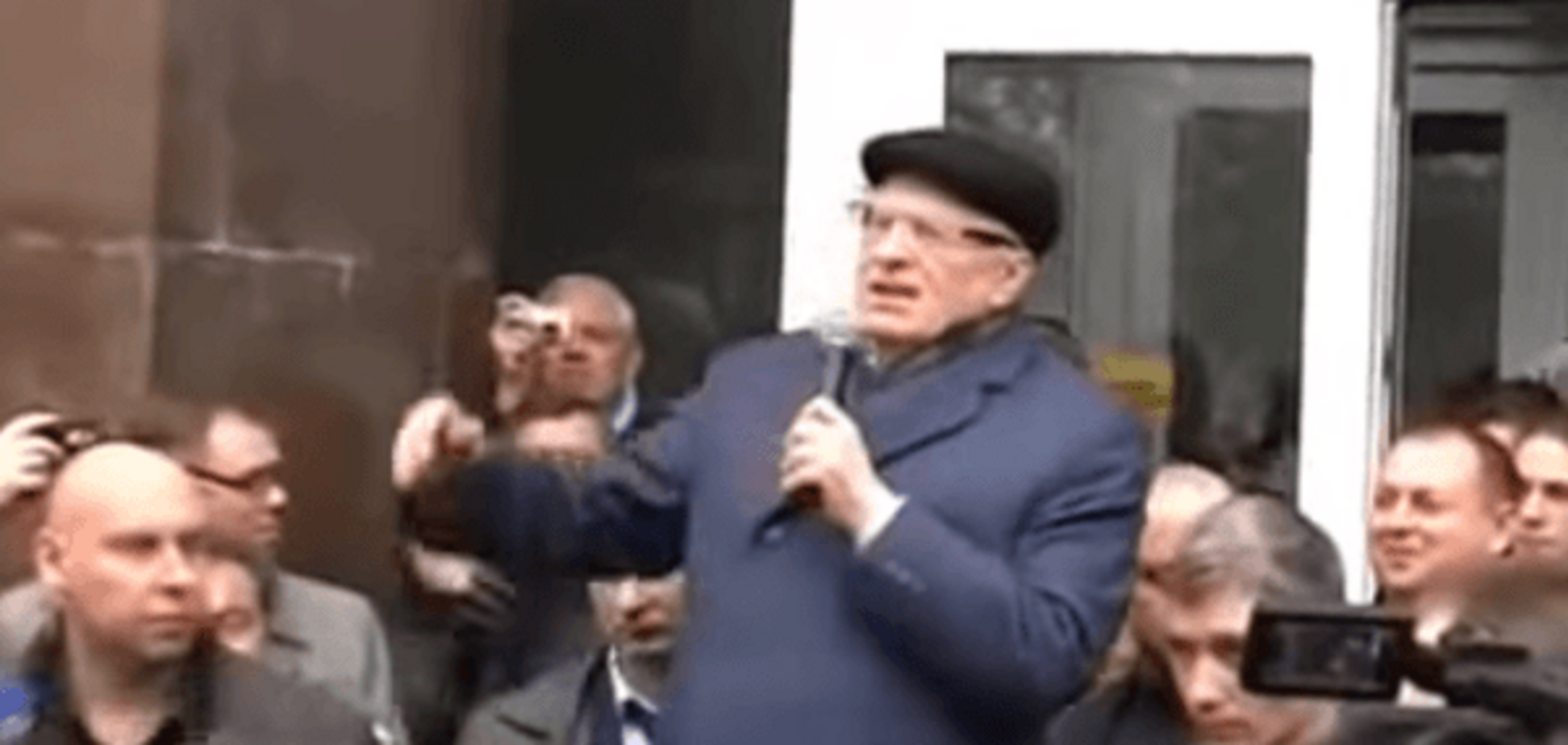 Сеть 'взорвала' речь Жириновского перед севастопольцами в стиле Остапа Бендера