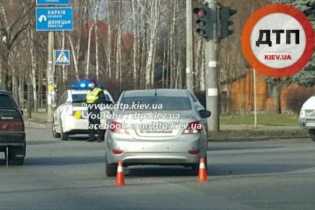 Полный Hyundai: в Киеве в ДТП попали автомобили-близнецы