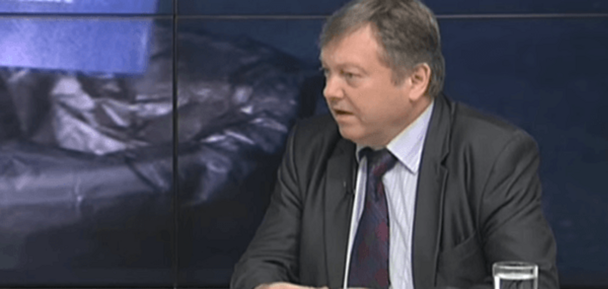 Уходящие традиции: стоит ли опасаться отмены трудовых книжек