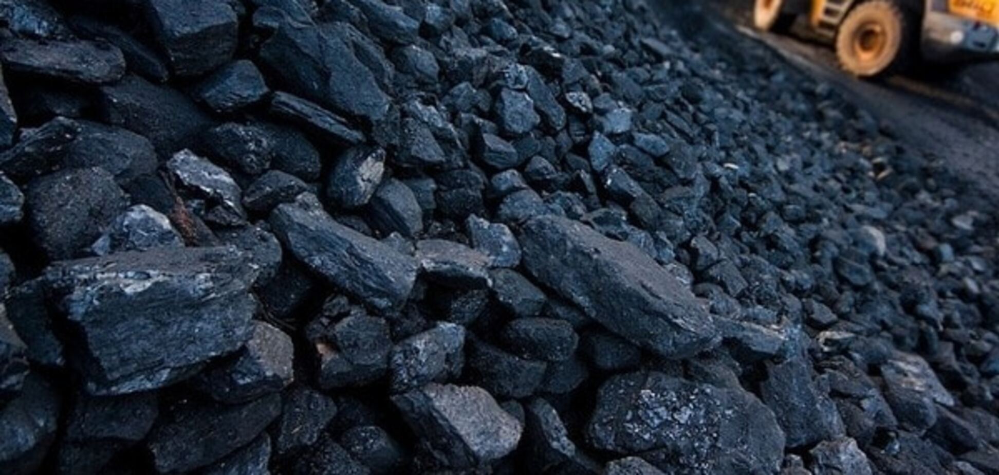 Не пройшов і рік: Україна закупила вугілля в 1,5 рази дешевше