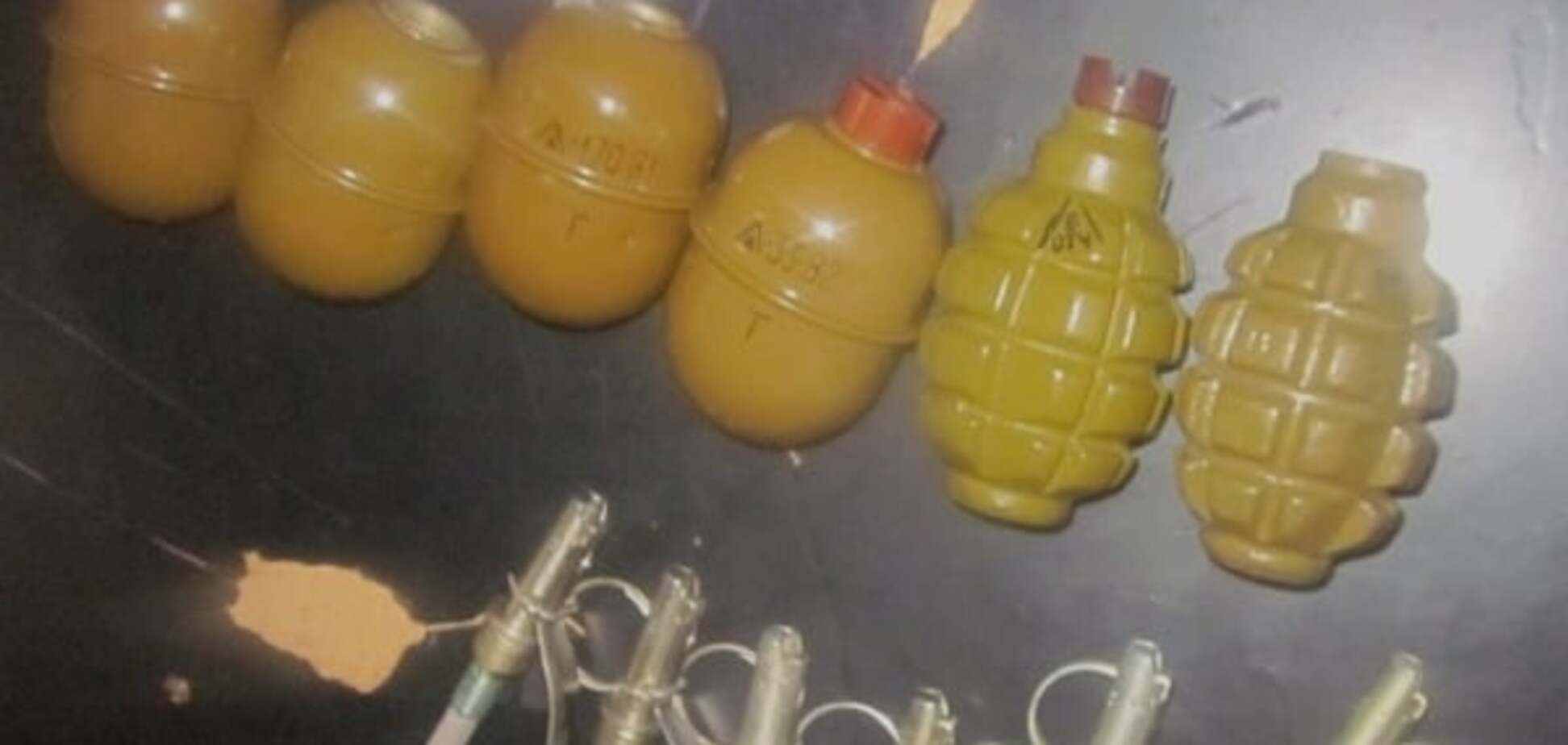 У метро з гранатами: у Києві затримали військового з підозрілою сумкою