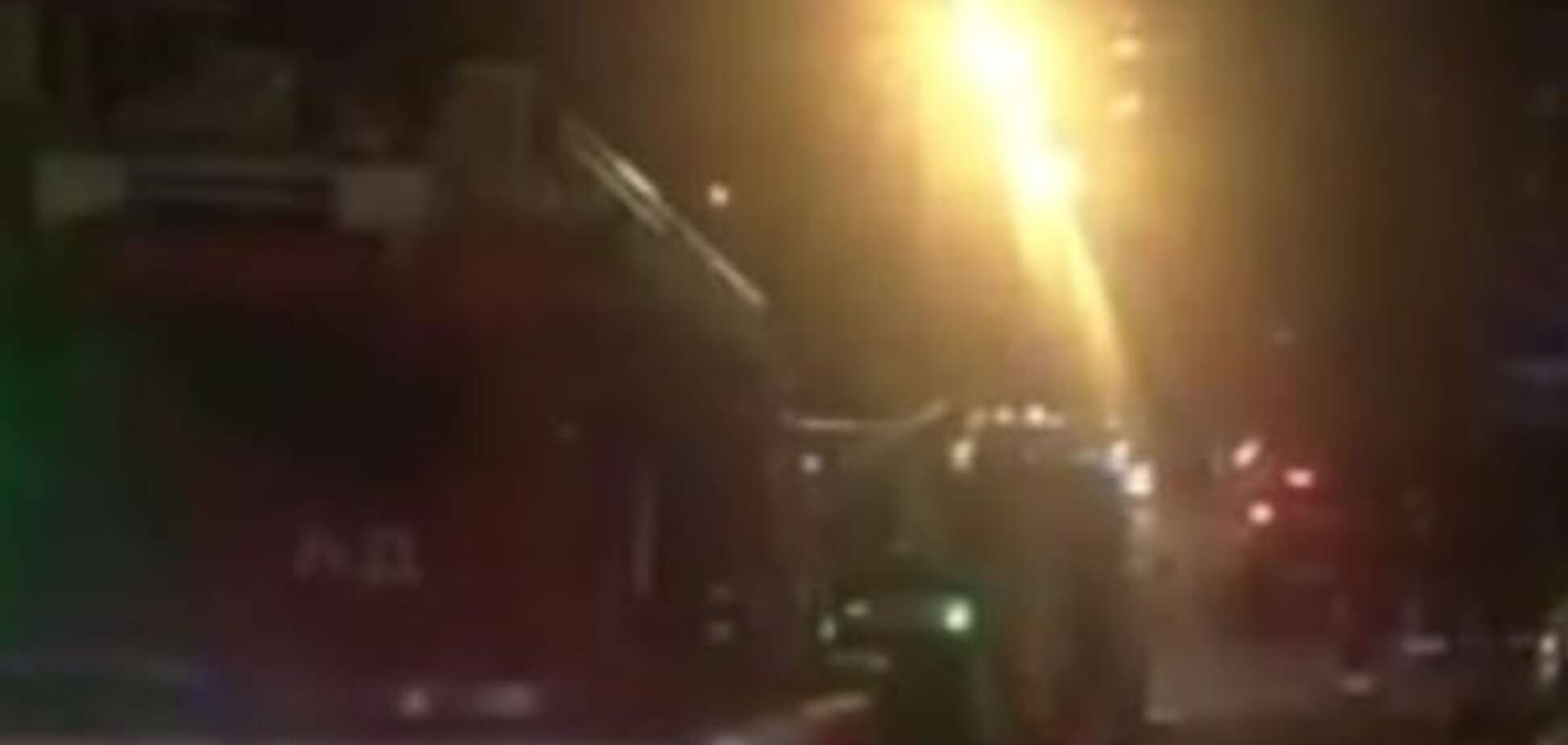 В Киеве сгорело кафе скандальной сети L'Kafa: опубликовано видео