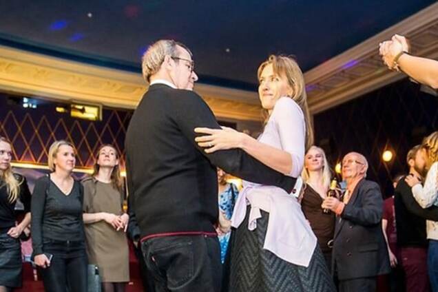 Без дружини ніяк: президент Естонії заручився втретє