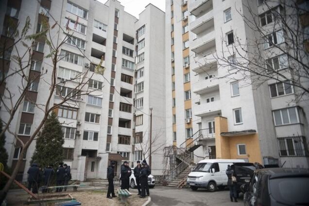 Жить не опасно: в Киеве уже заселяют девятиэтажку возле рухнувшего склона