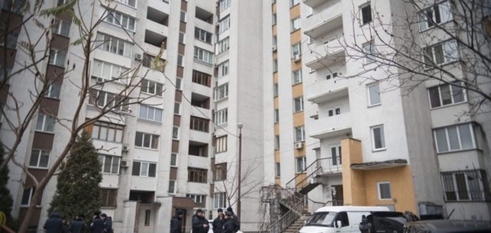 Для життя безпечно: у Києві вже заселяють дев'ятиповерхівку біля схилу, що звалився