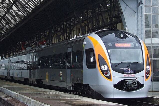 'Укрзалізниця' поднимет цену на билеты в поездах 'Интерсити+'