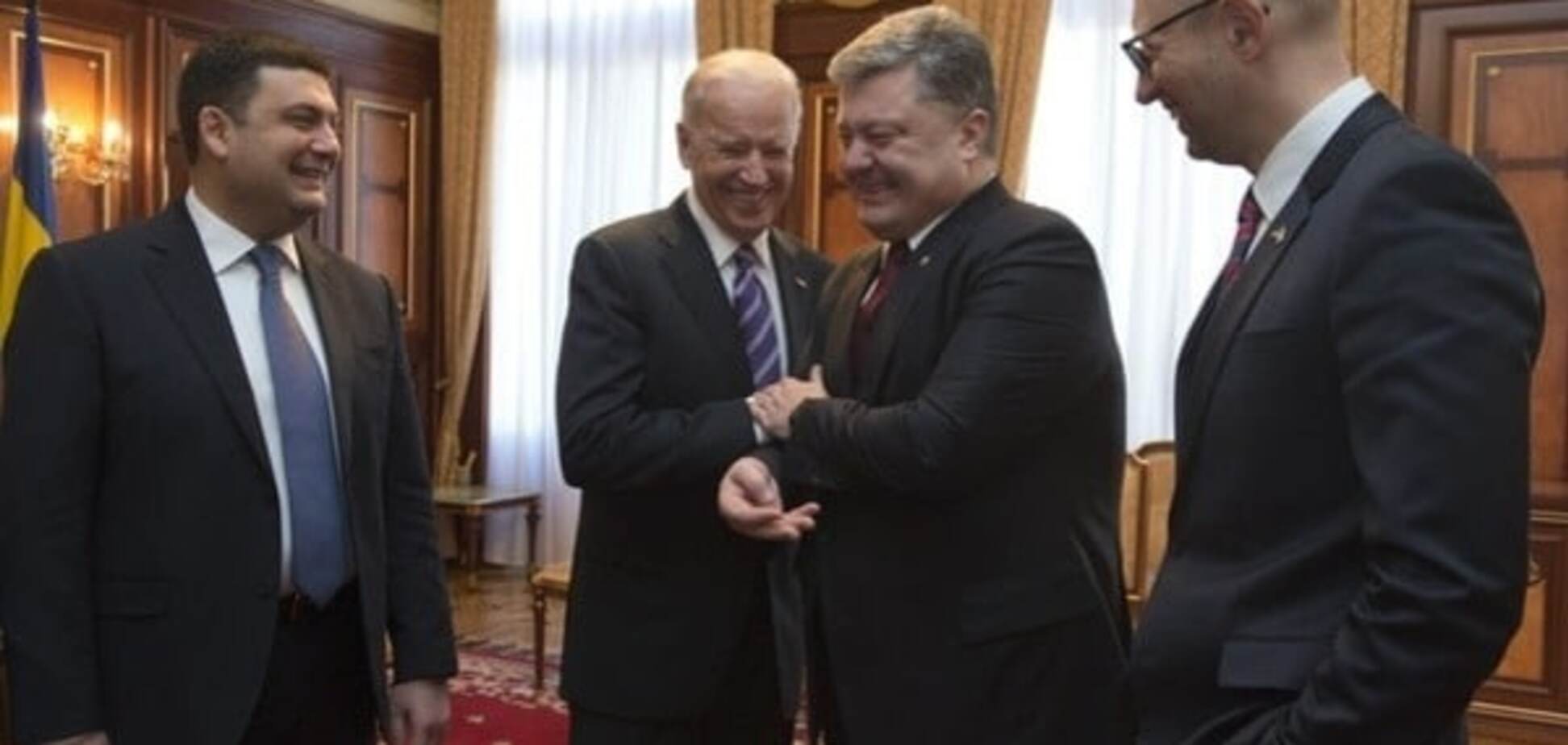 Пока доходы населения падают, сенатор России призывает кропотливо работать на Украину