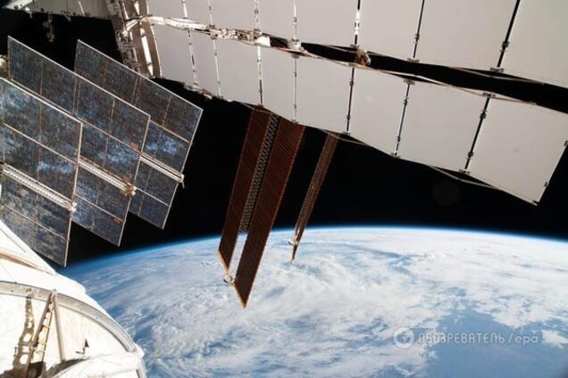 В России провалили выход спутника на орбиту из-за 'кривых рук'