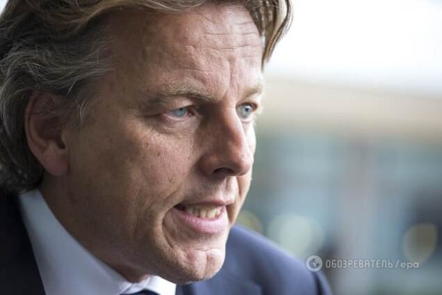 Скандал с картинами: МИД Нидерландов связался с Порошенко и Климкиным