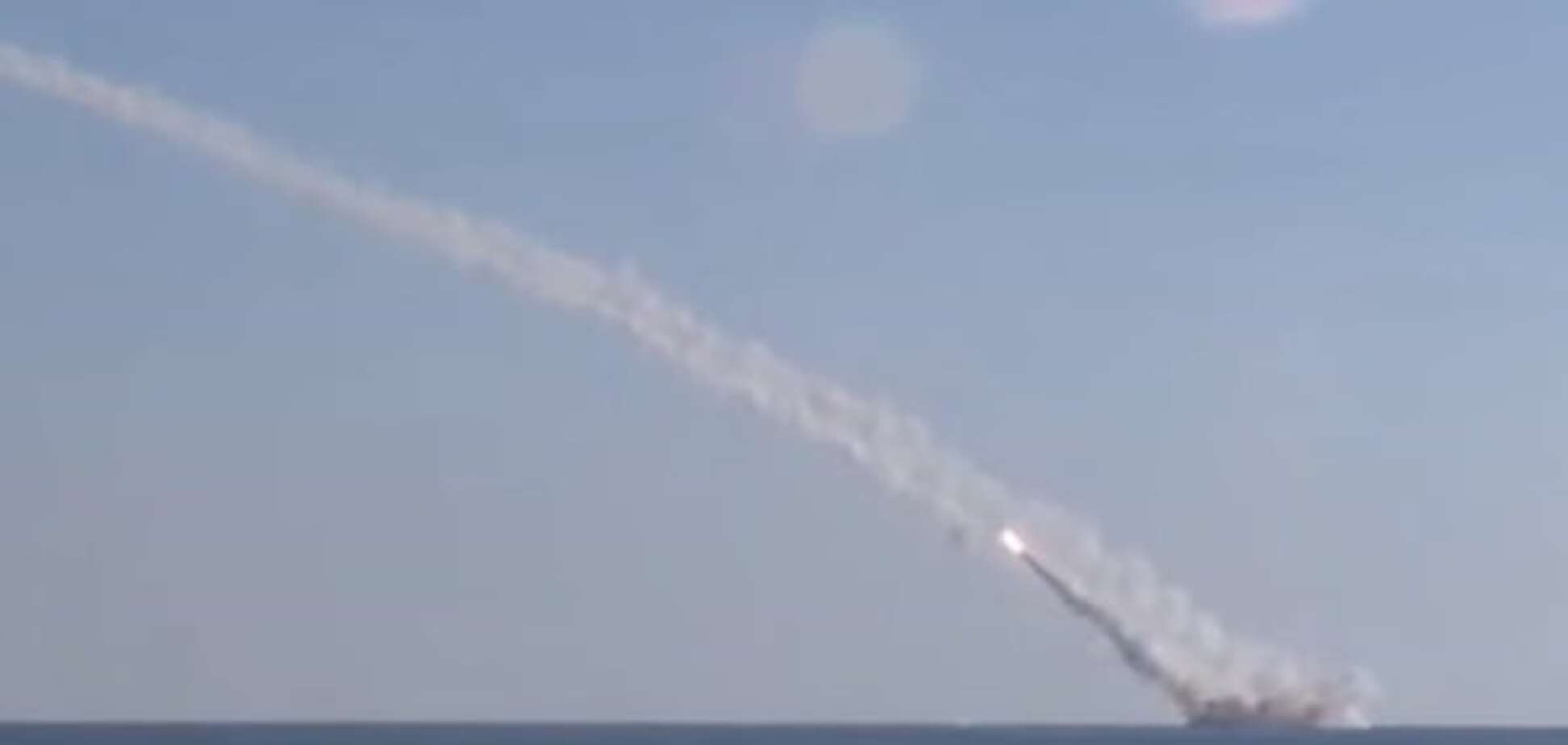 У мережі з'явилося відео ракетного удару російського підводного човна по Сирії