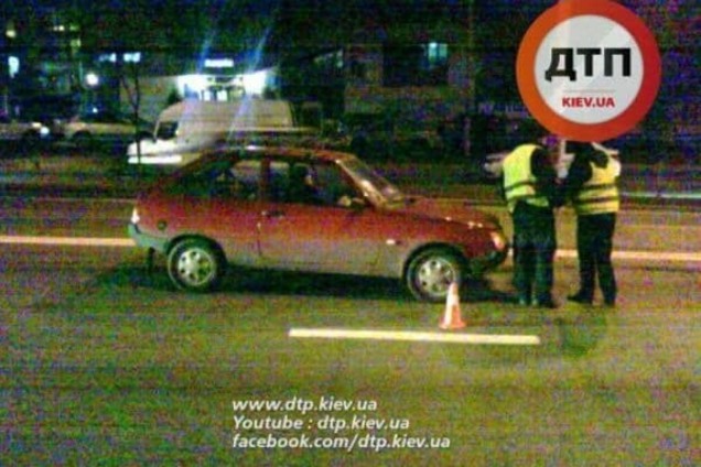 В Киеве водитель 'Таврии' сбил пешехода и пытался бежать с места ДТП