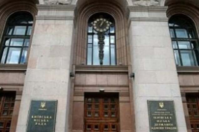 Строительство и пчелы: чем занимаются бывшие мэры Киева