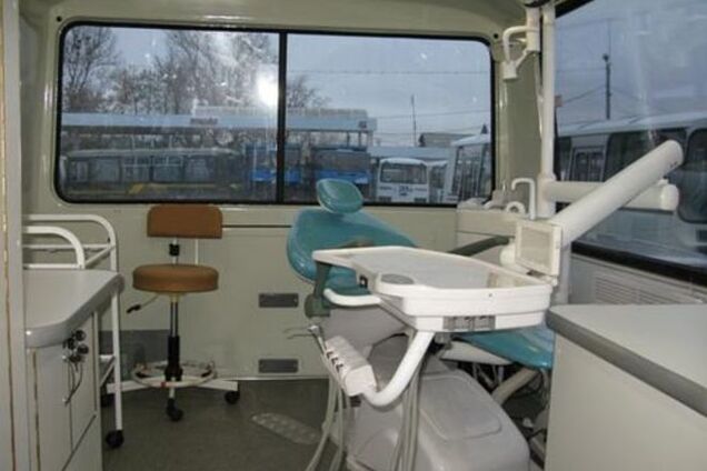 Волонтеры привезут в зону АТО передвижную стоматологию