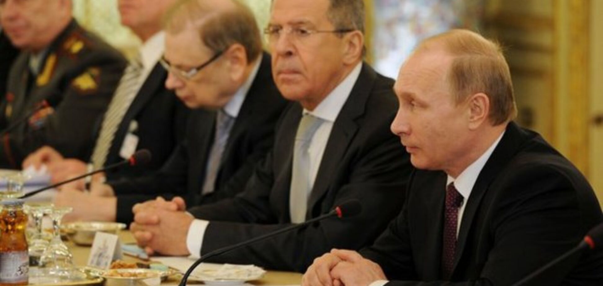 Перед встречей в Минске: Путину дали время подумать о мире