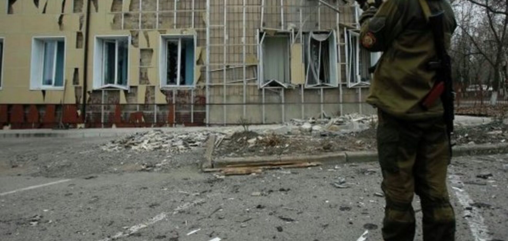 Новое ЧП на Донбассе: обстреляли Красноармейский район, есть раненые