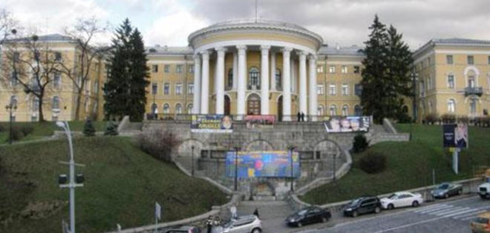 Музей Майдана предлагают открыть в Октябрьском дворце