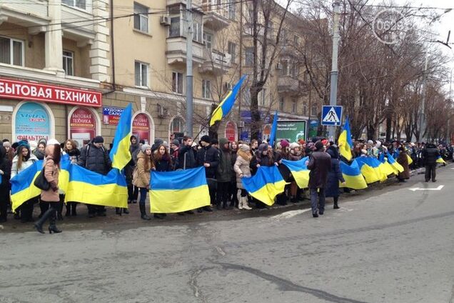 Мариупольцы со слезами на глазах встречали героев АТО: трогательные фото и видео
