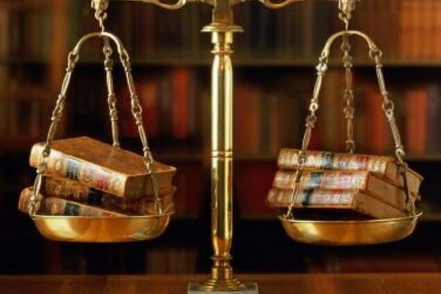 Суд обязал председателя правления 'Банка инвестиций и сбережений' выплатить кредиторам 15 млн грн