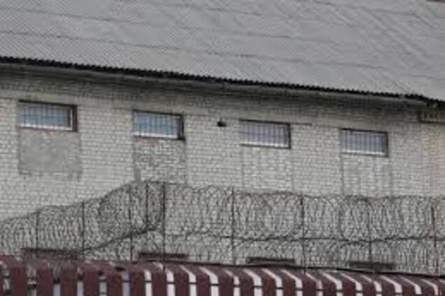 Из тюрьмы в Чернухино на Луганщине сбежали 340 заключенных