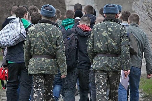 СБУ 'взяла за одно место' два десятка лжежурналистов, критикующих мобилизацию