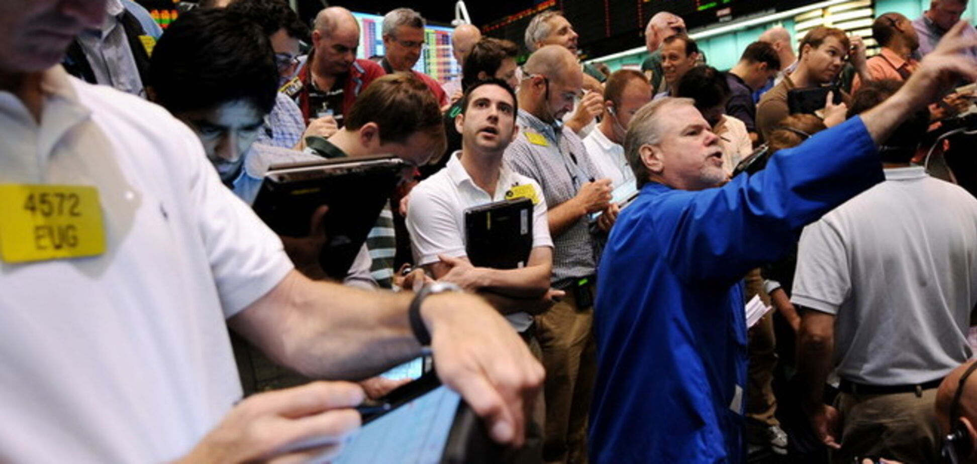 Цены на нефть Brent и WTI незначительно выросли