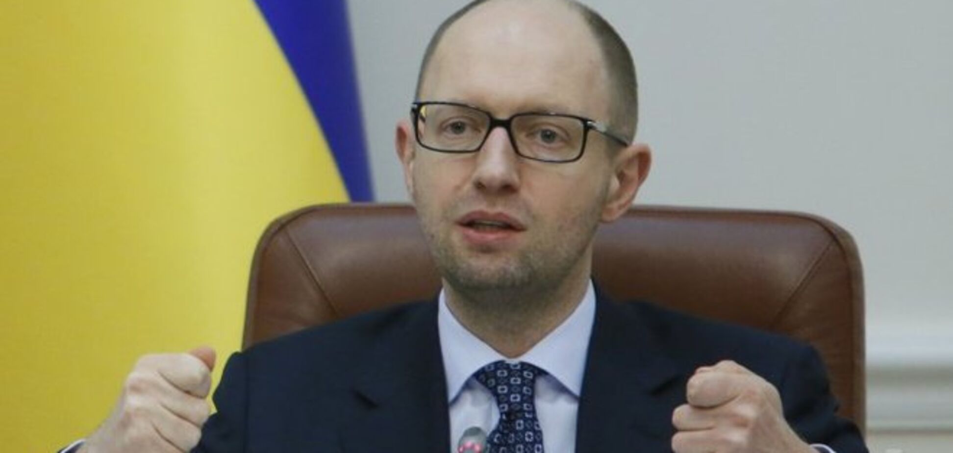 Яценюк обвинил коалицию в неработающей модели снижения ЕСВ и заявил о готовности её изменить