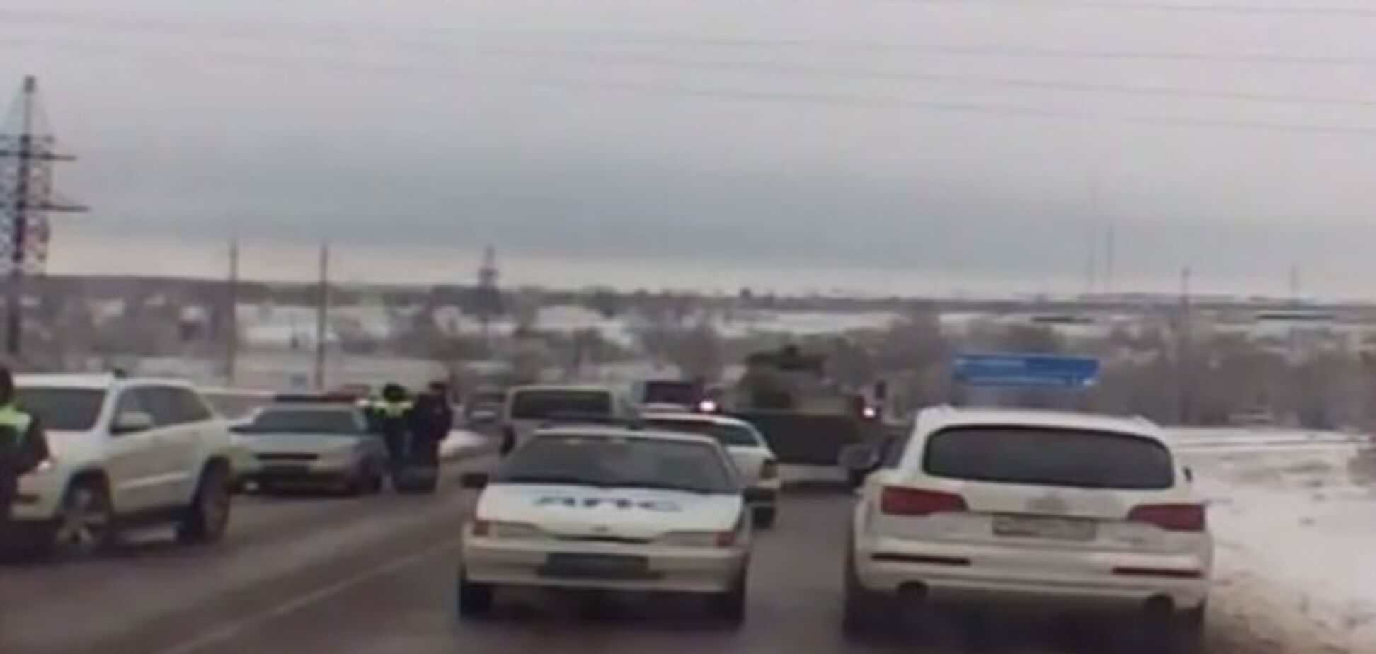 В Ростовской области полиция бросилась в погоню за боевиками 'ЛНР' и открыла огонь: опубликовано видео