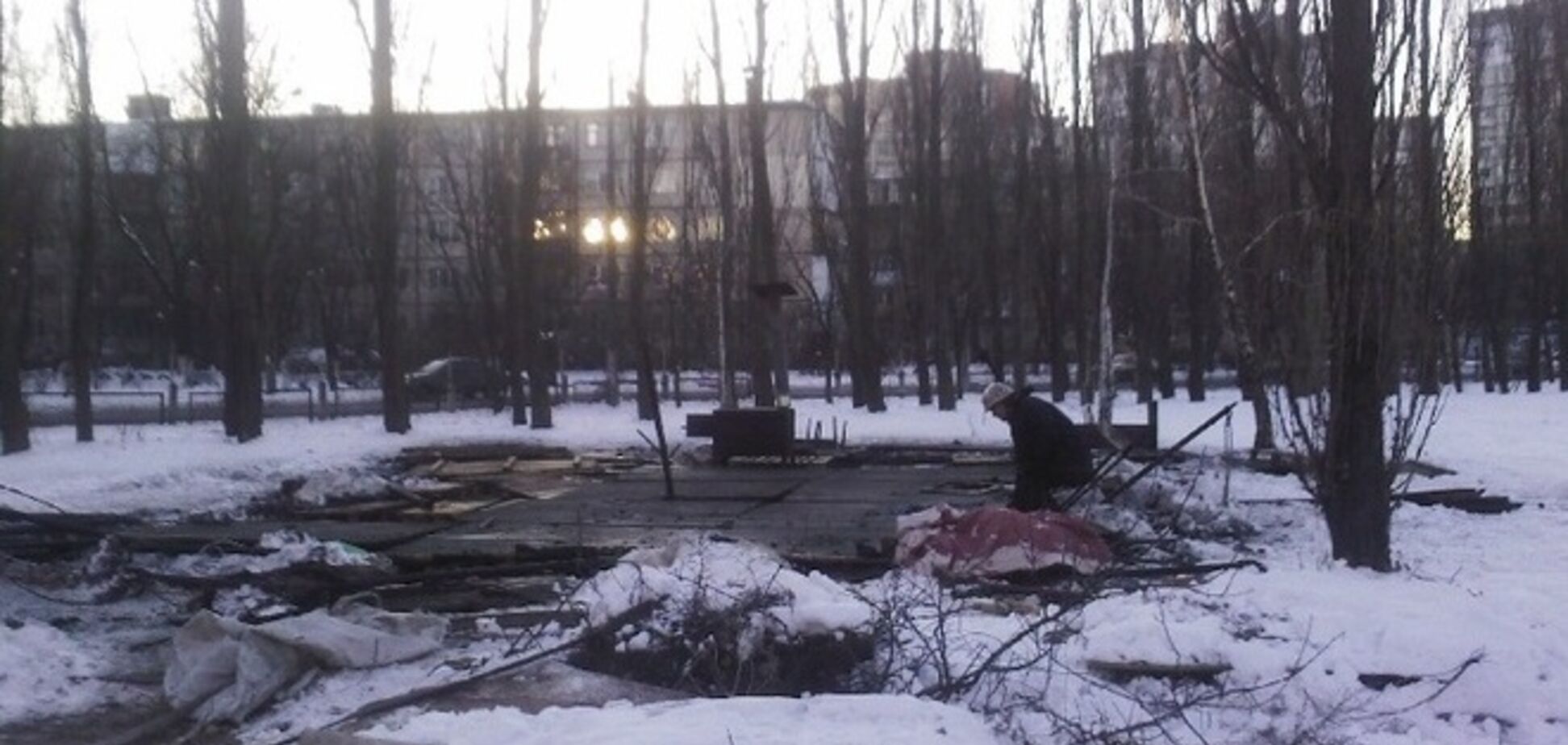 В Киеве при пожаре в пункте обогрева погибла женщина