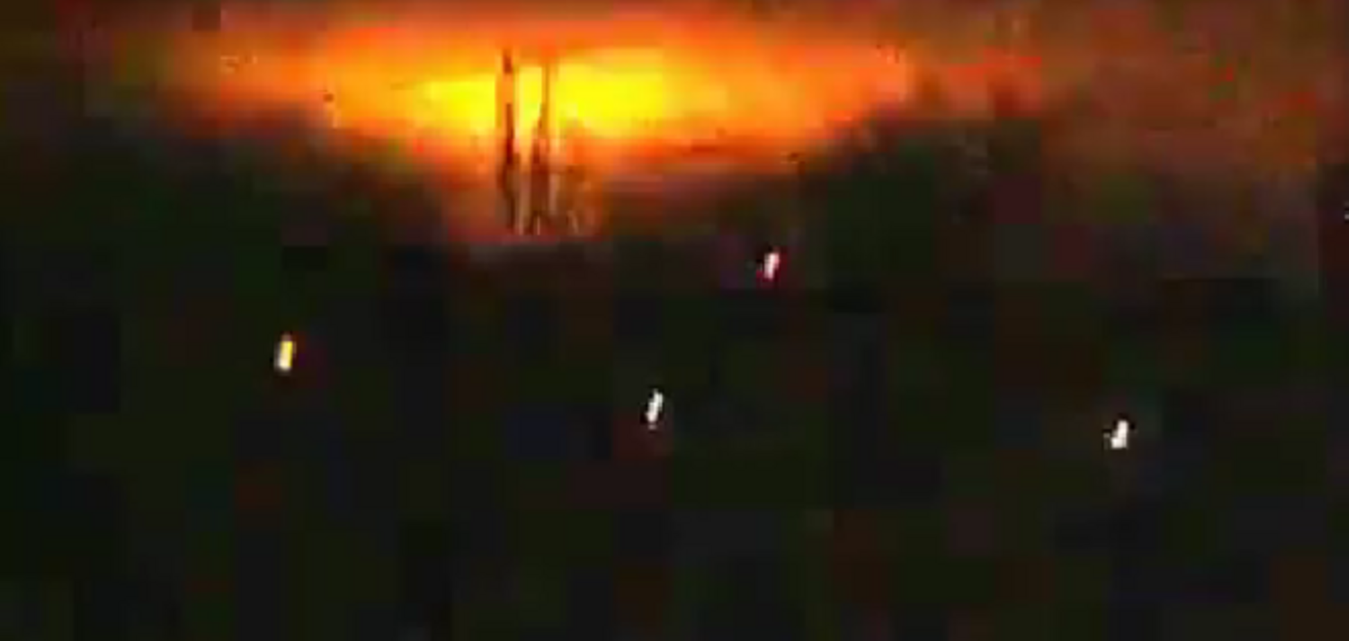 Всю ніч Луганськ здригається від вибухів потужних снарядів: відеофакт 