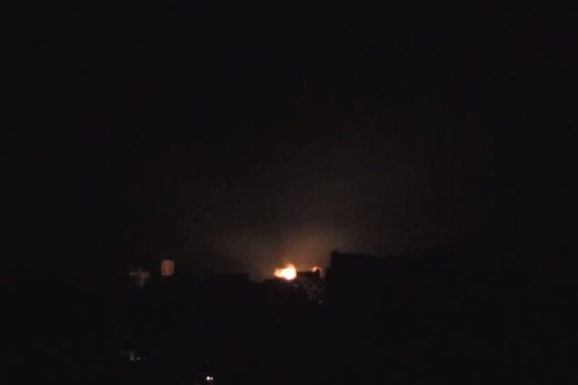 Луганск обстреляли из реактивных систем залпового огня. Видеофакт